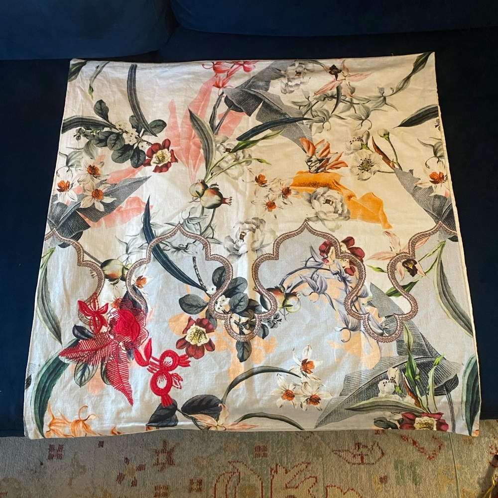 Vineet Bahl Anthropologie 26x26 Euro Sham Pillow Covers Floral Embroidered [1]
